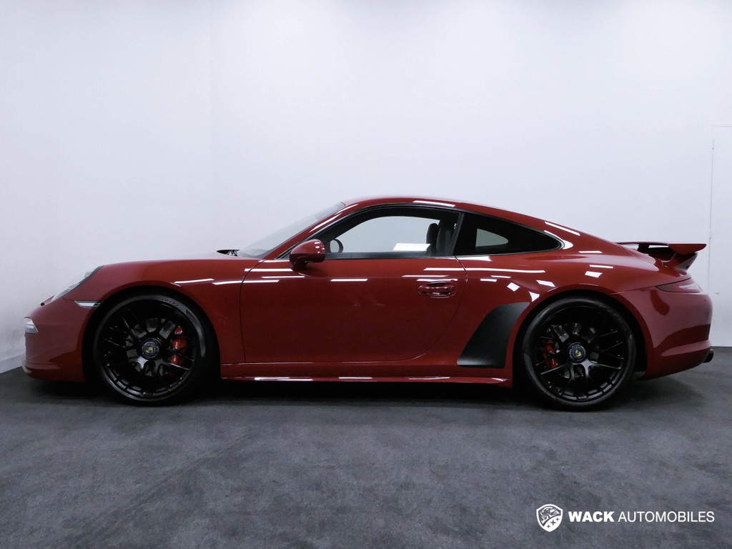 Porsche 991 Carrera 4 GTS