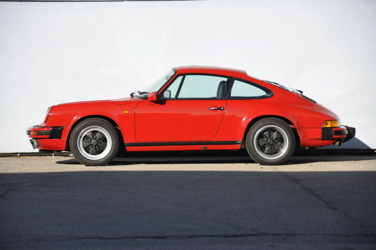 Porsche 911 Carrera 3.2