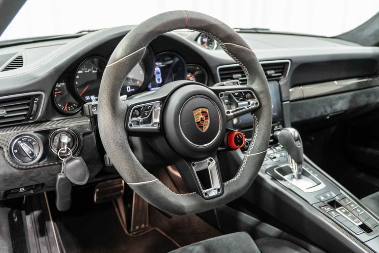 Porsche 991.2 Carrera 4 GTS