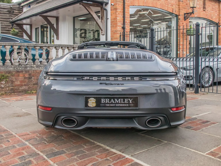 Porsche 992.2 Carrera