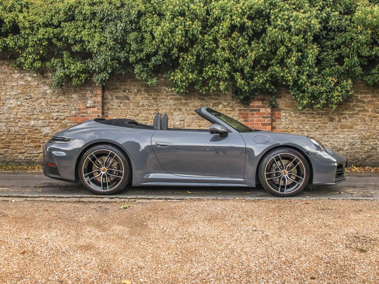 Porsche 992.2 Carrera