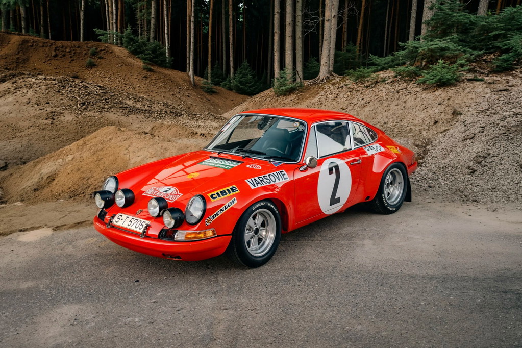 Porsche 911 S (F-Modell)