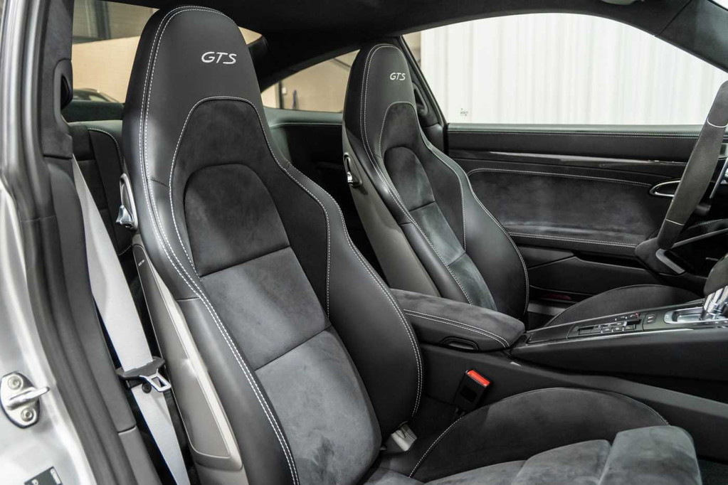 Porsche 991.2 Carrera 4 GTS
