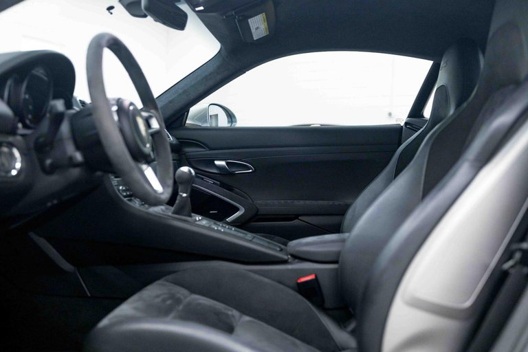 Porsche 718 Cayman GTS