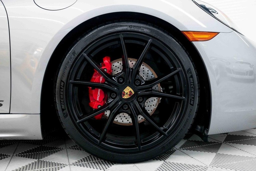 Porsche 718 Cayman GTS