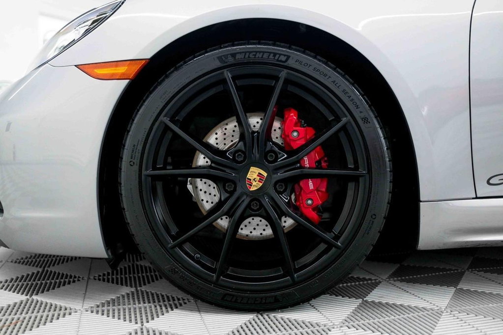 Porsche 718 Cayman GTS