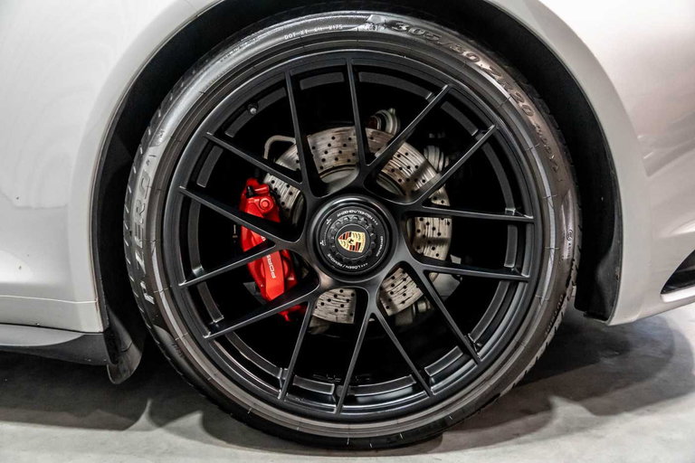 Porsche 991.2 Carrera 4 GTS