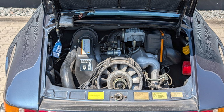 Porsche 911 Carrera 3.2