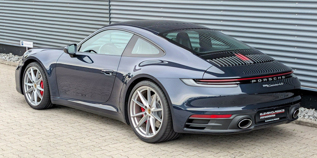 Porsche 992 Carrera 4S