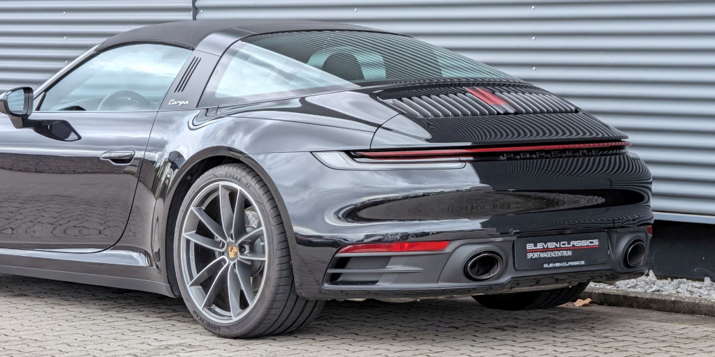 Porsche 992 Targa 4