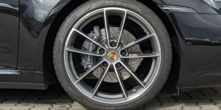 Porsche 992 Targa 4