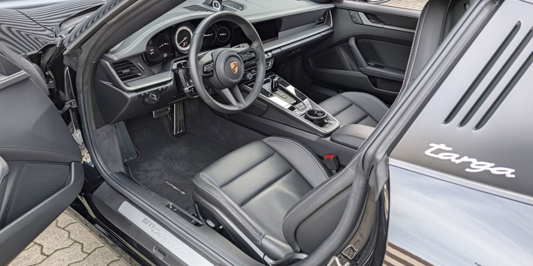 Porsche 992 Targa 4