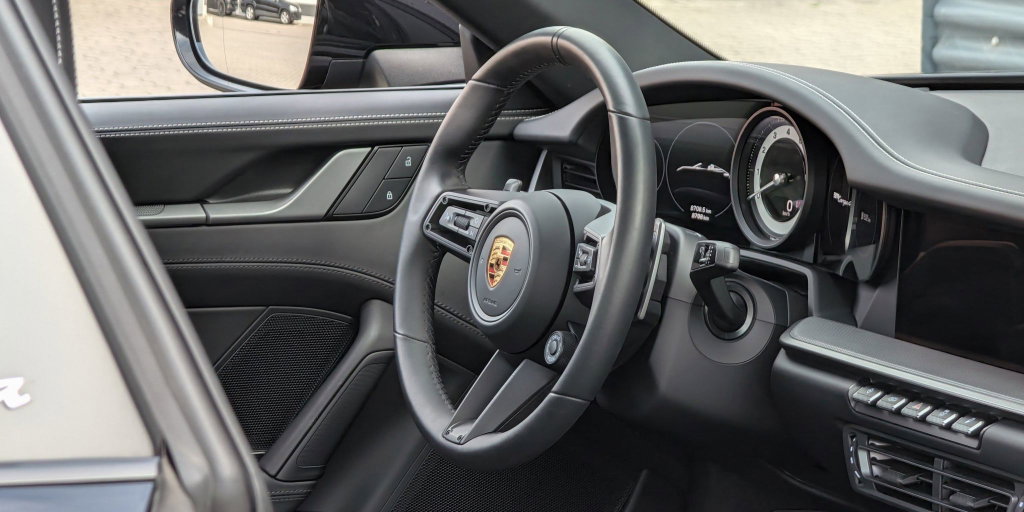 Porsche 992 Targa 4