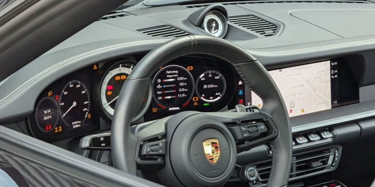 Porsche 992 Targa 4