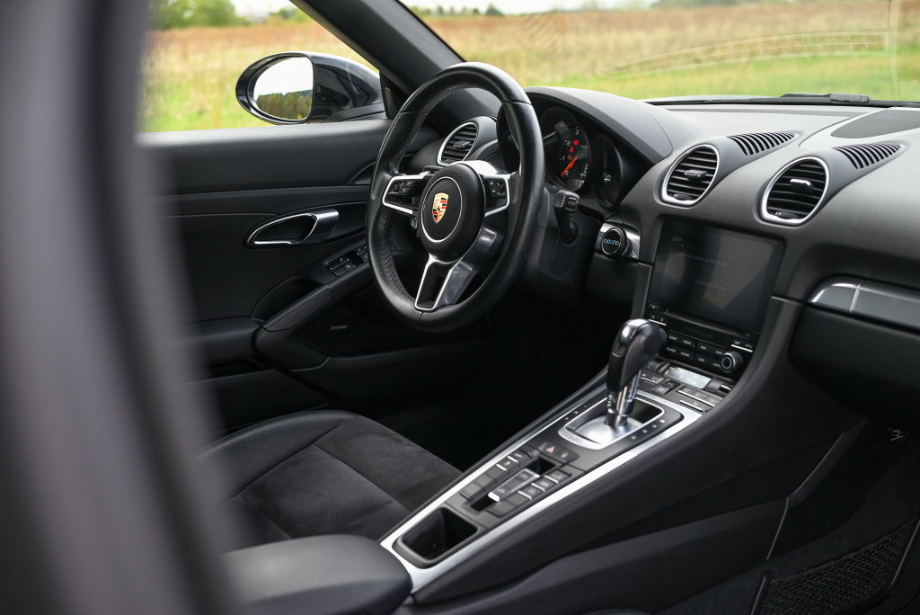Porsche 718 Boxster