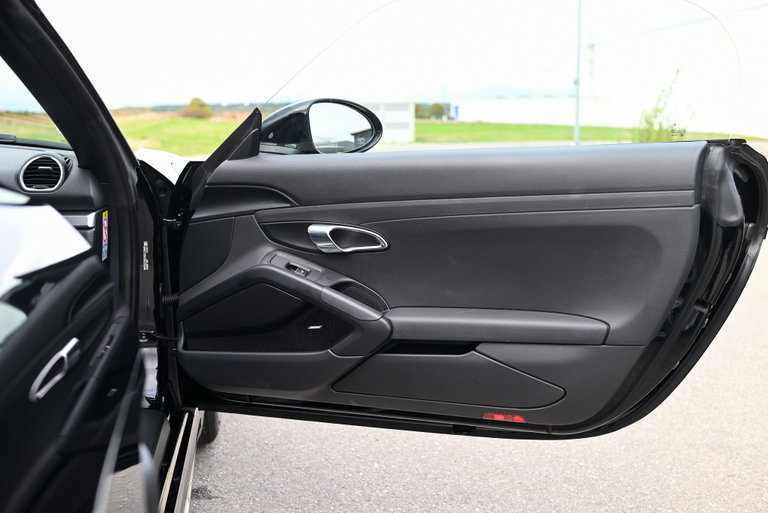 Porsche 718 Boxster