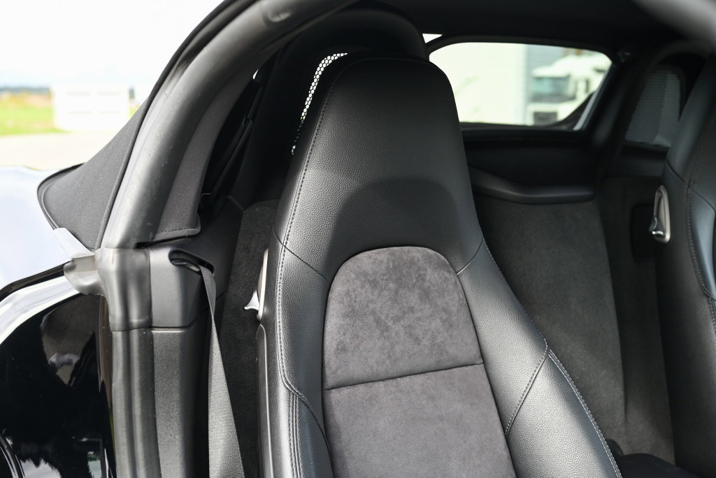 Porsche 718 Boxster