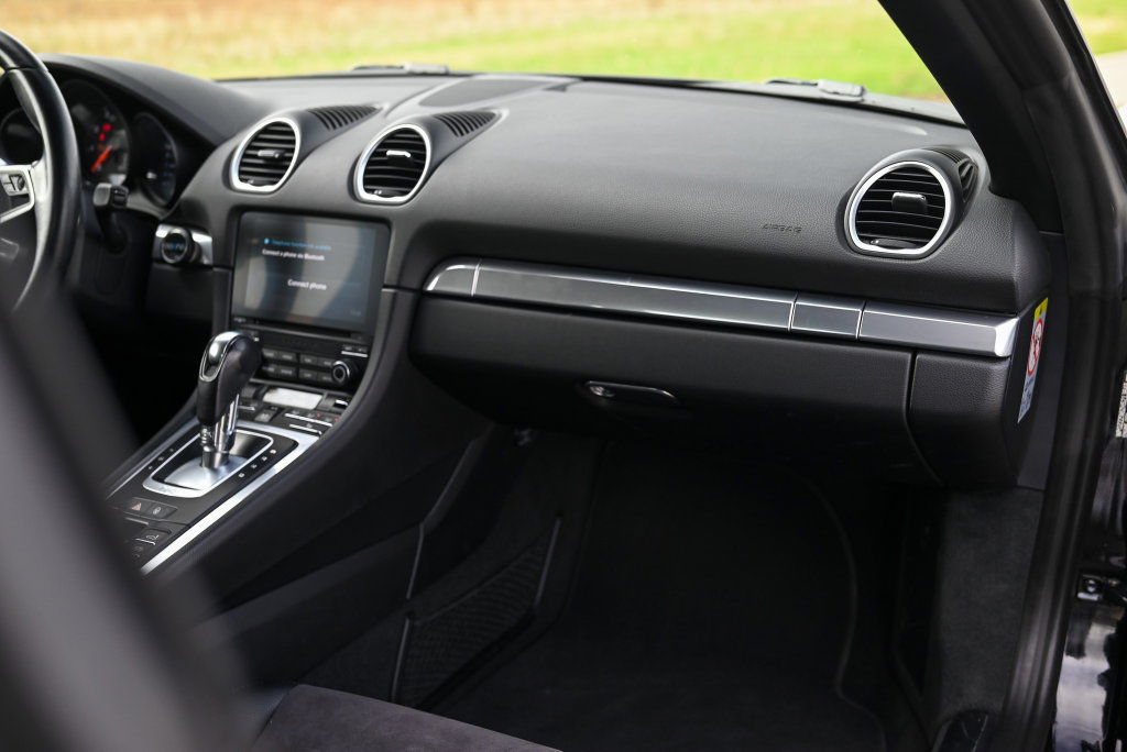 Porsche 718 Boxster