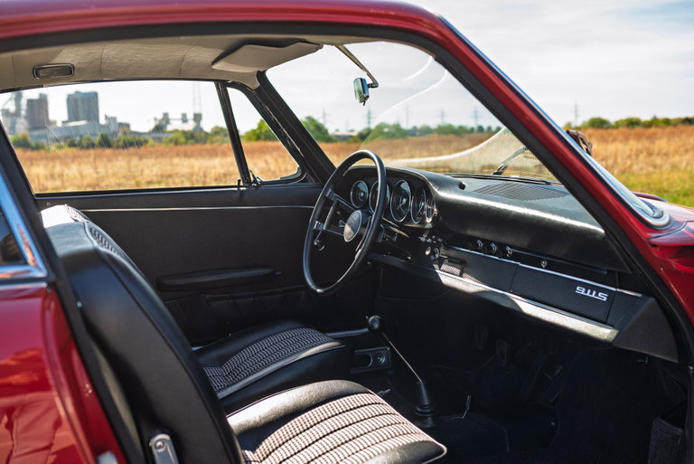 Porsche 911 S (F-Modell)