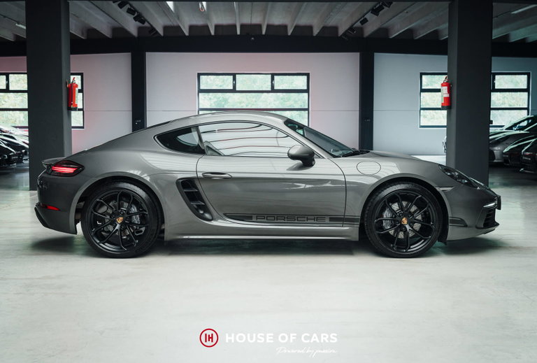 Porsche 718 Cayman Style Edition