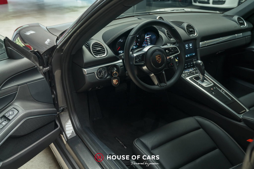 Porsche 718 Cayman Style Edition