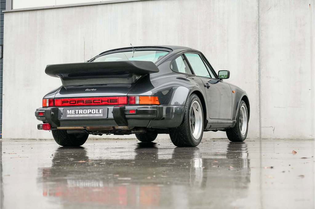 Porsche 911 Turbo 3.3