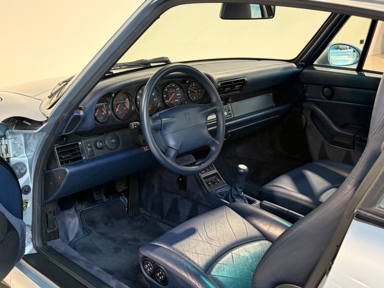 Porsche 993 Carrera 4S