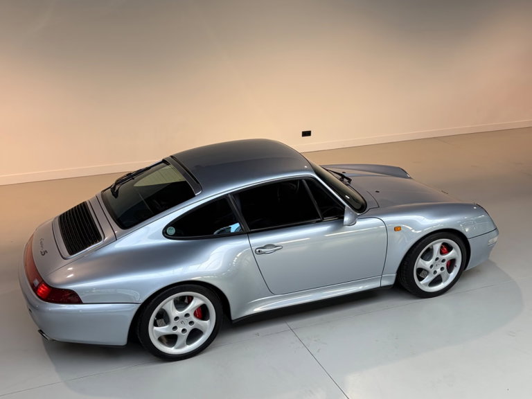 Porsche 993 Carrera 4S