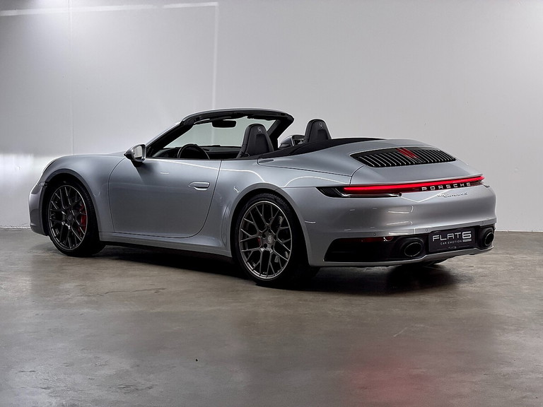Porsche 992 Carrera 4S