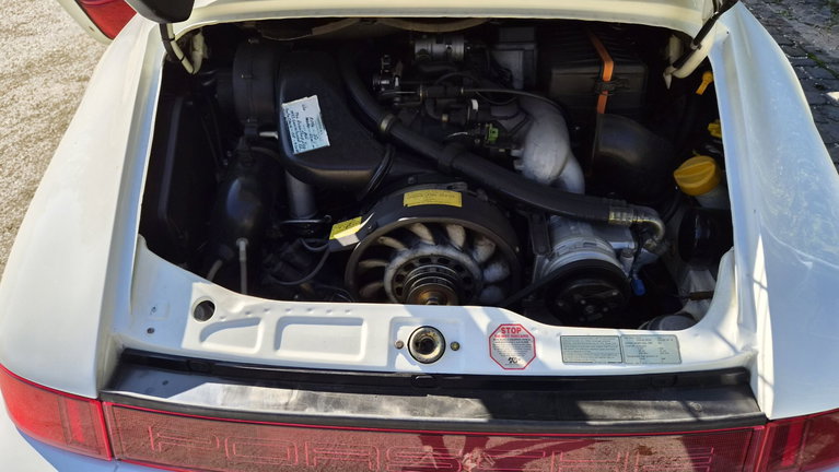 Porsche 964 Carrera 4