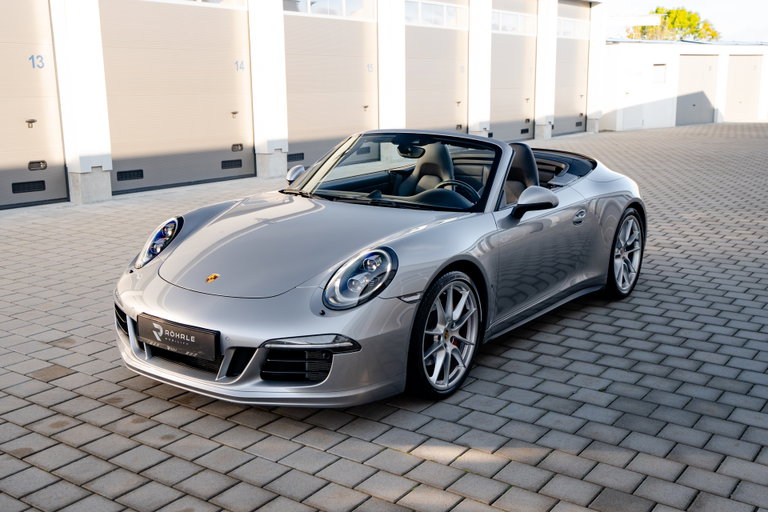 Porsche 991 Carrera 4 GTS