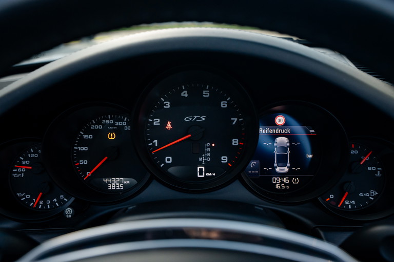 Porsche 991 Carrera 4 GTS