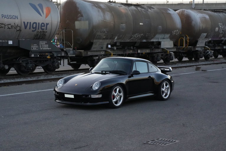 Porsche 993 Carrera 4S
