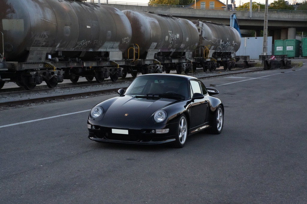 Porsche 993 Carrera 4S