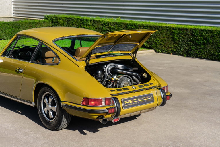 Porsche 911 E