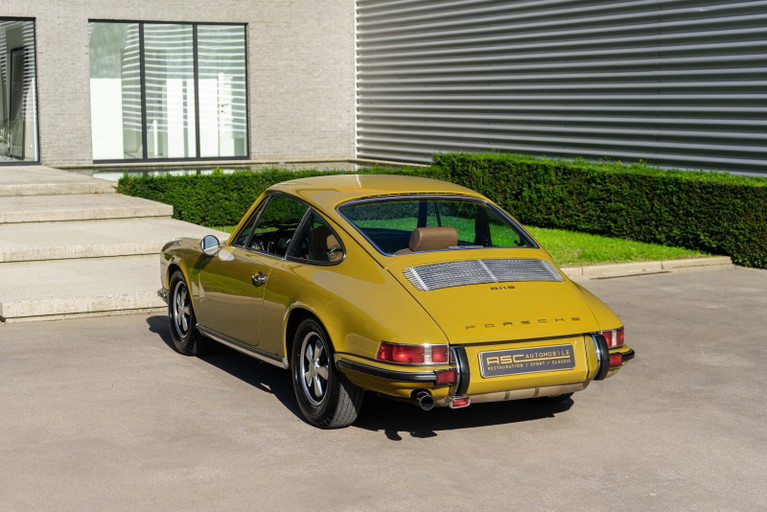 Porsche 911 E