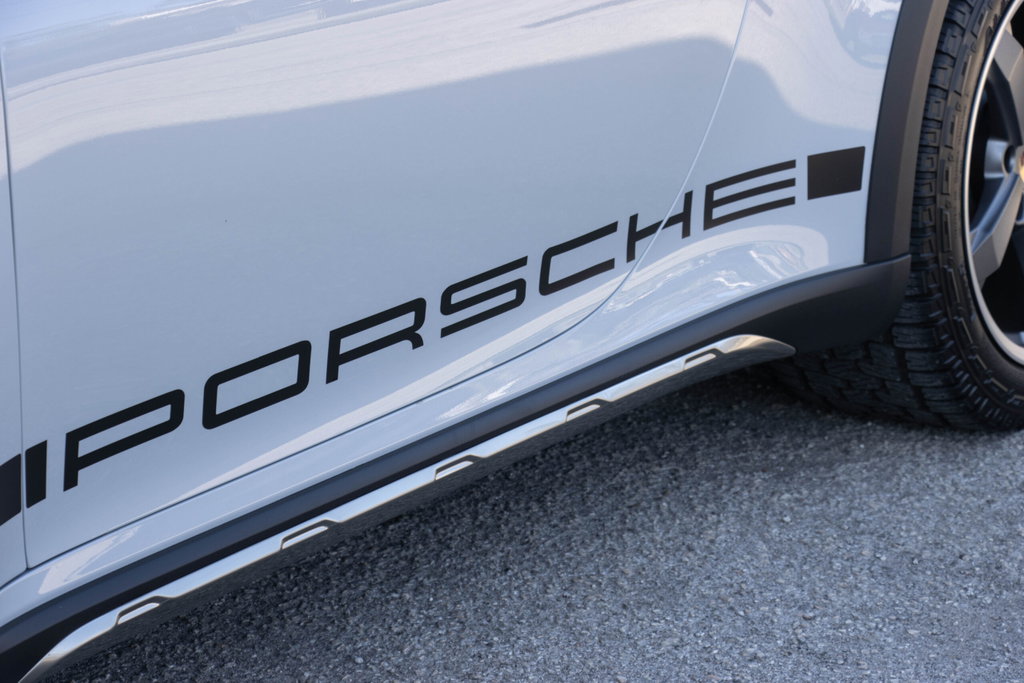 Porsche 911 Dakar