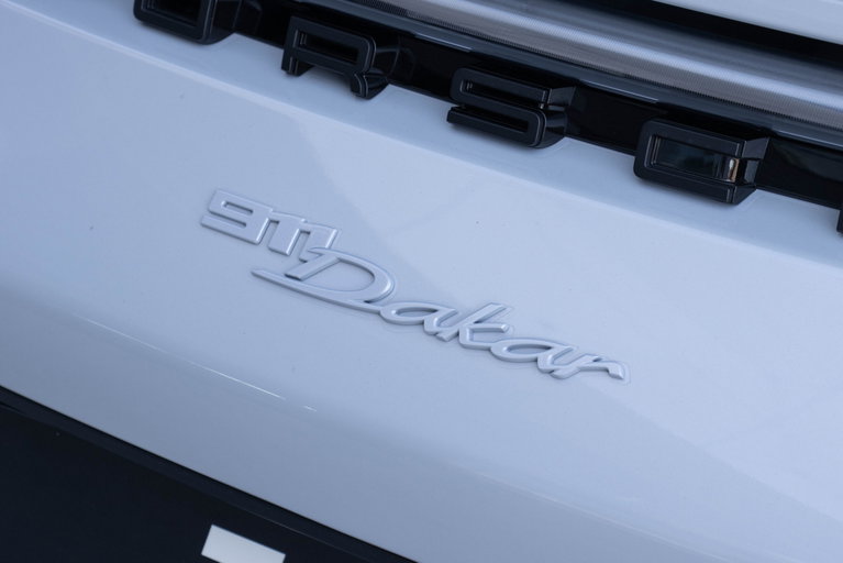 Porsche 911 Dakar