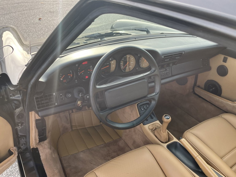 Porsche 964 Carrera 4