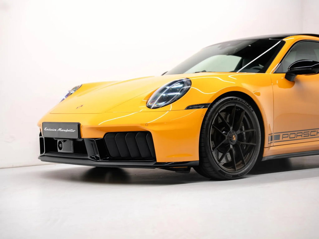 Porsche 992.2 Carrera GTS