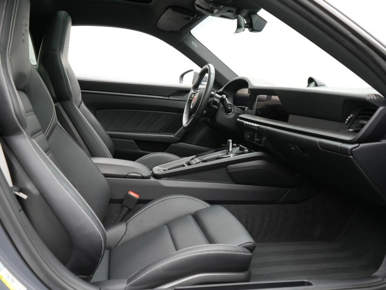 Porsche 992.2 Carrera