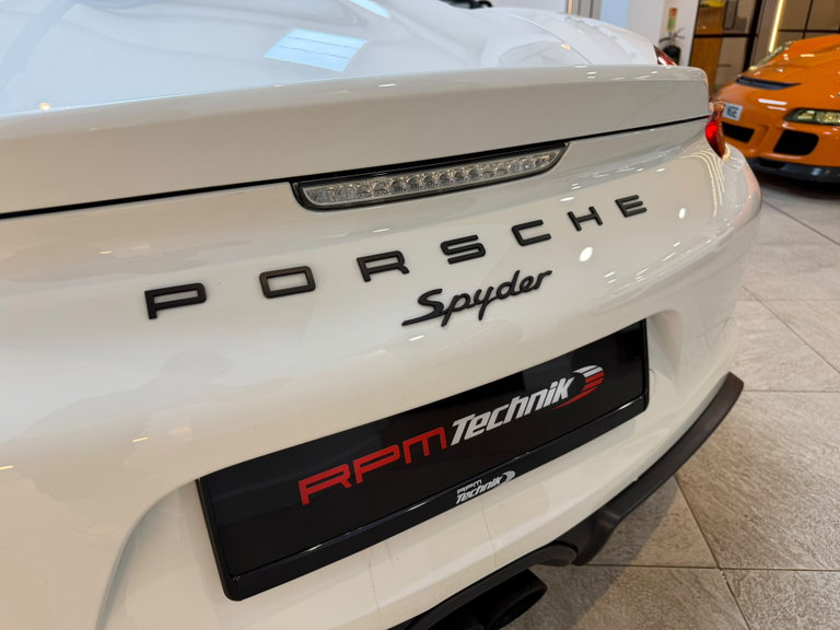 Porsche 981 Boxster Spyder