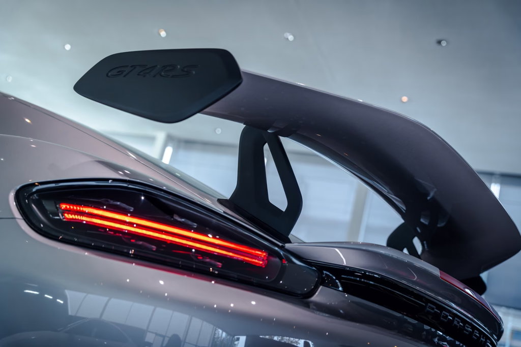 Porsche 718 Cayman GT4 RS