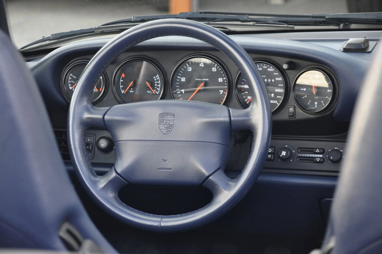 Porsche 993 Carrera 4