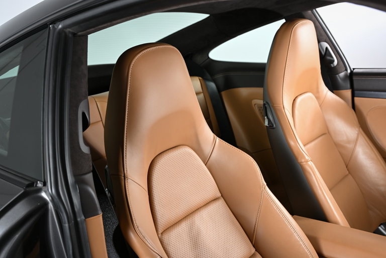 Porsche 991 Carrera GTS