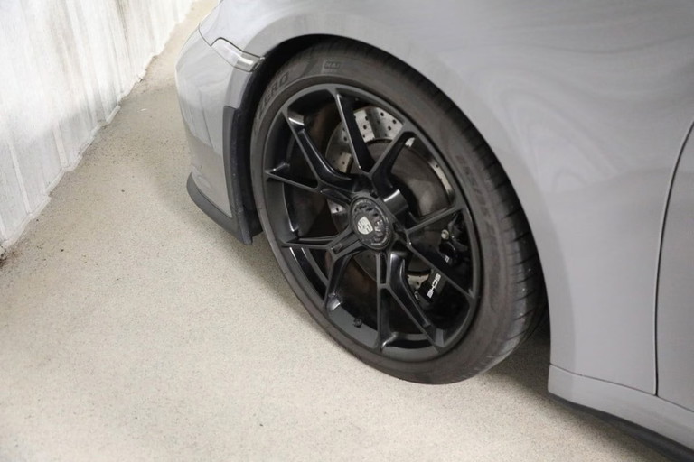 Porsche 992 GT3 Touring