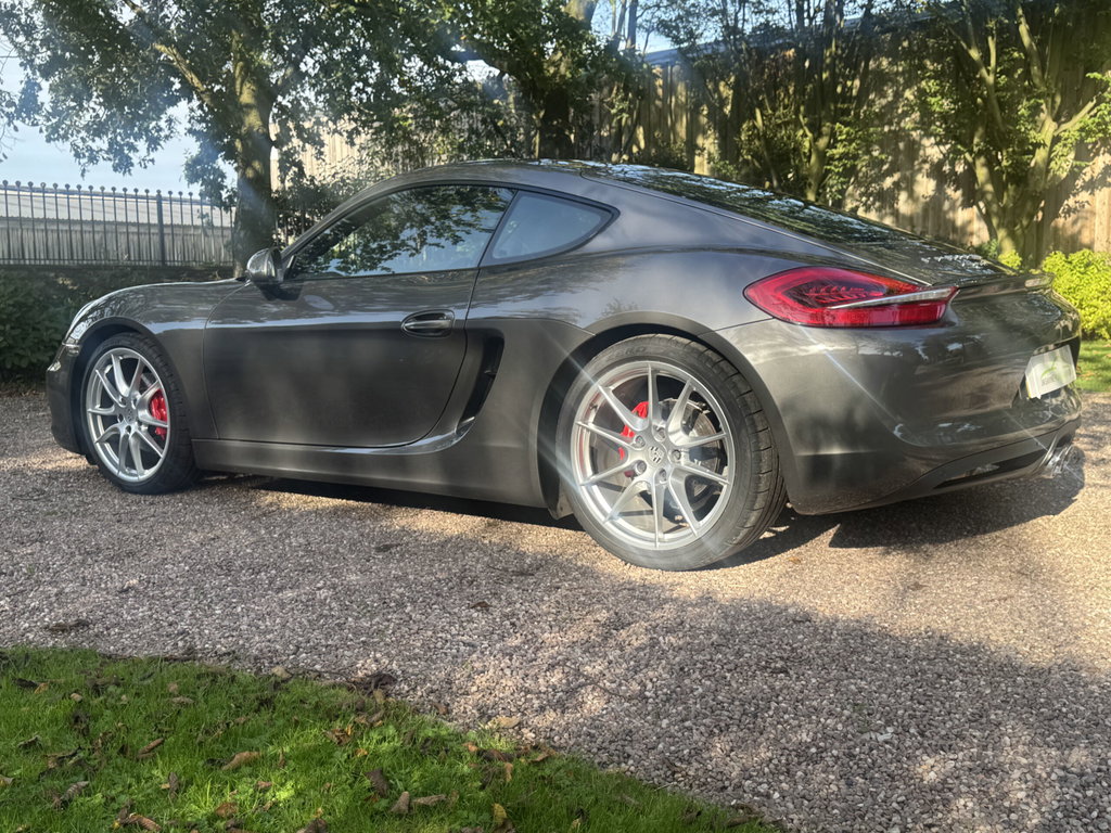 Porsche 981 Cayman S