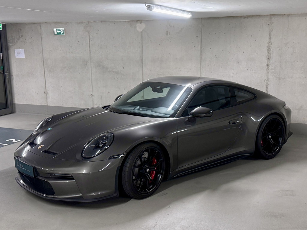 Porsche 992 GT3 Touring