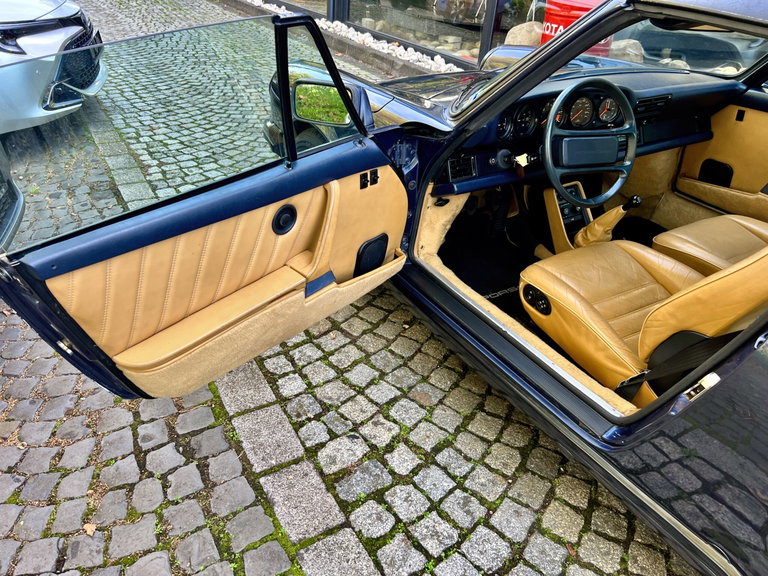 Porsche 911 Carrera 3.2