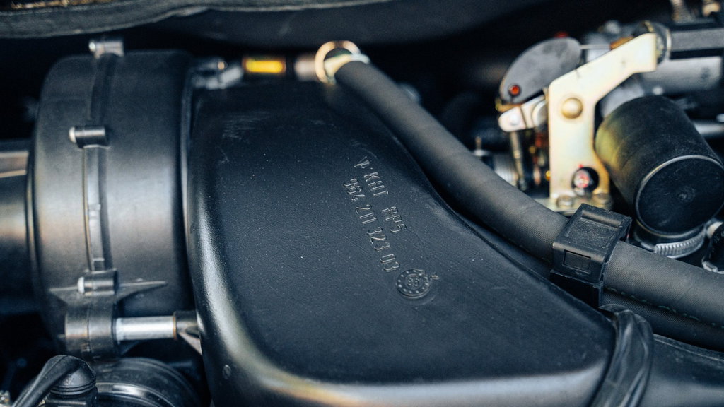 Porsche 964 Carrera 2 Speedster